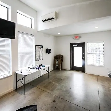 Trendy Castleberry Hill Condo- Walk To Mercedes Benz/ All Downtown Attractions Atlanta Extérieur photo