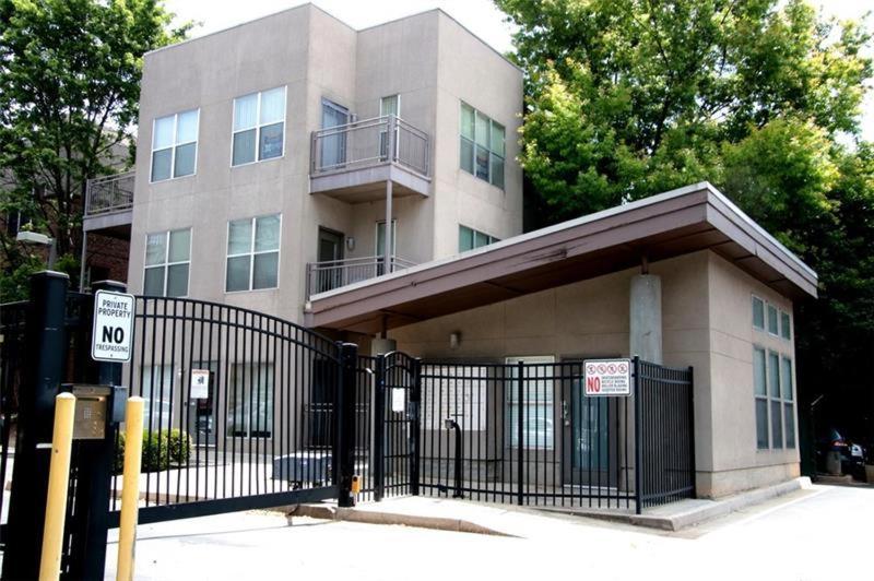 Appartement Trendy Castleberry Hill Condo- Walk To Mercedes Benz/ Downtown Attractions Atlanta